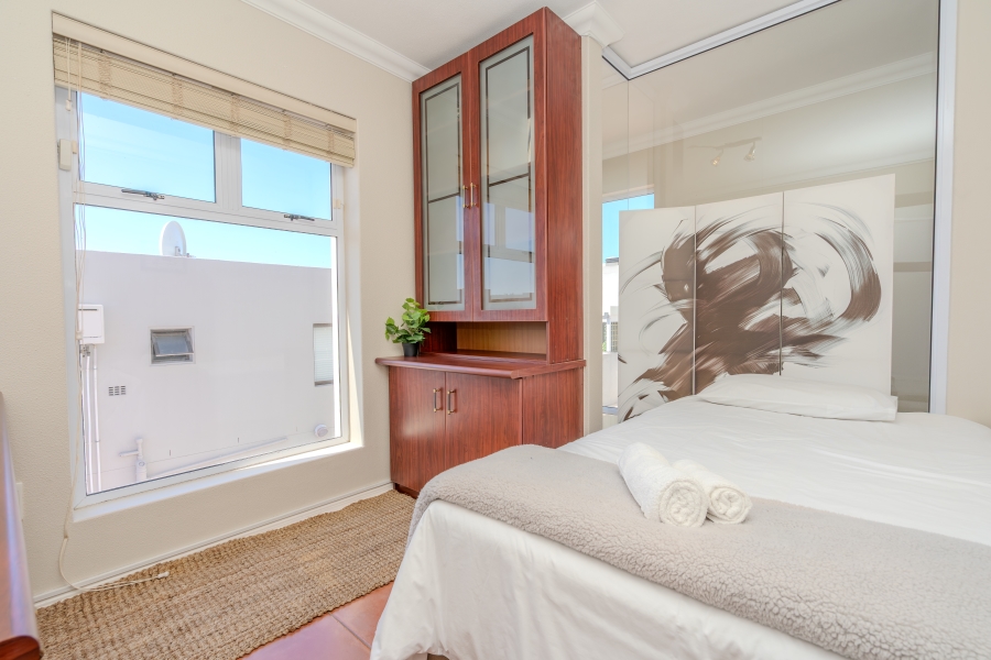 5 Bedroom Property for Sale in Waterfront Western Cape